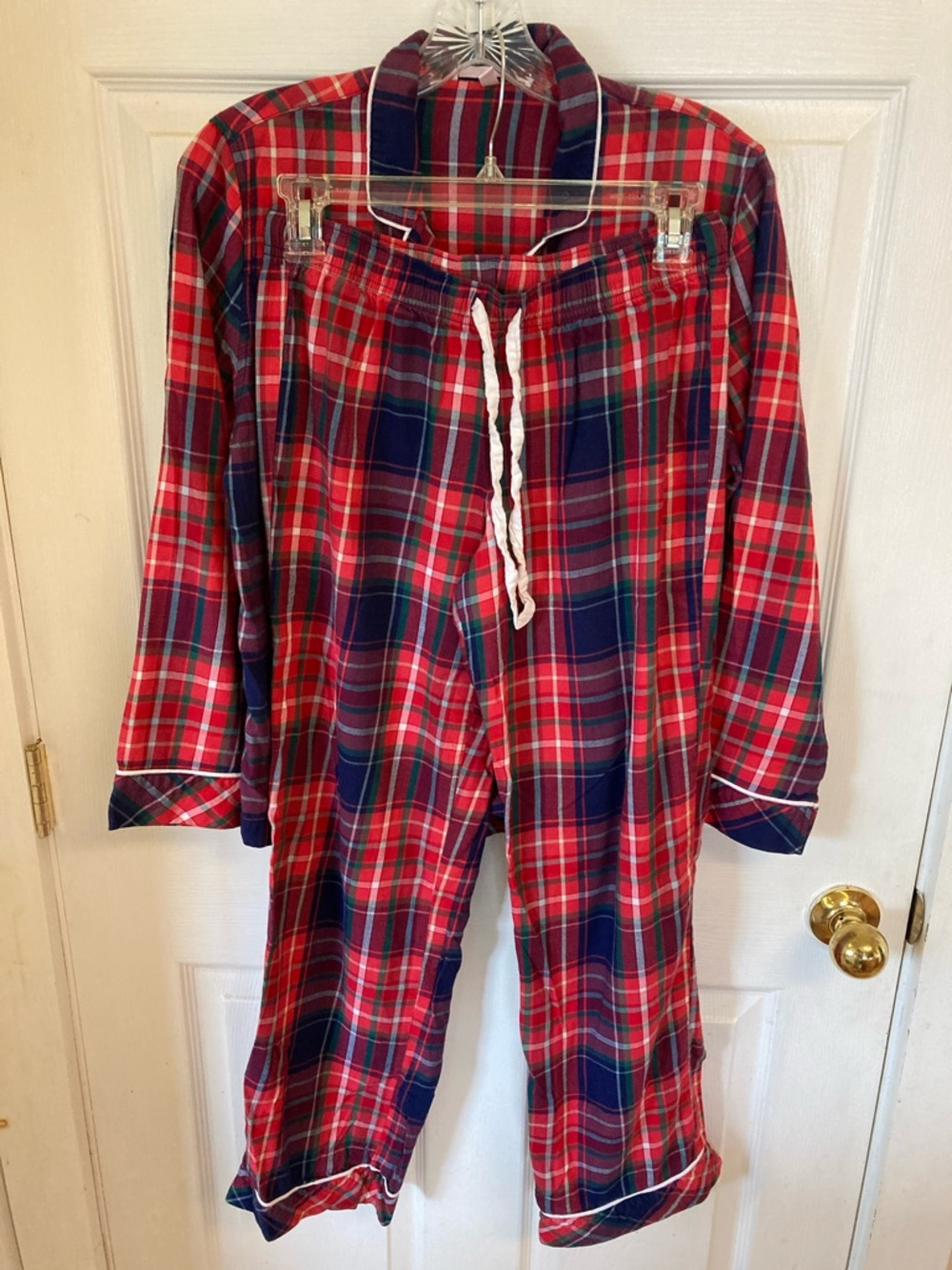 Victoria's Secret Red Navy Plaid Lightweight Cotton Pajama Set - Picture 6 of 11